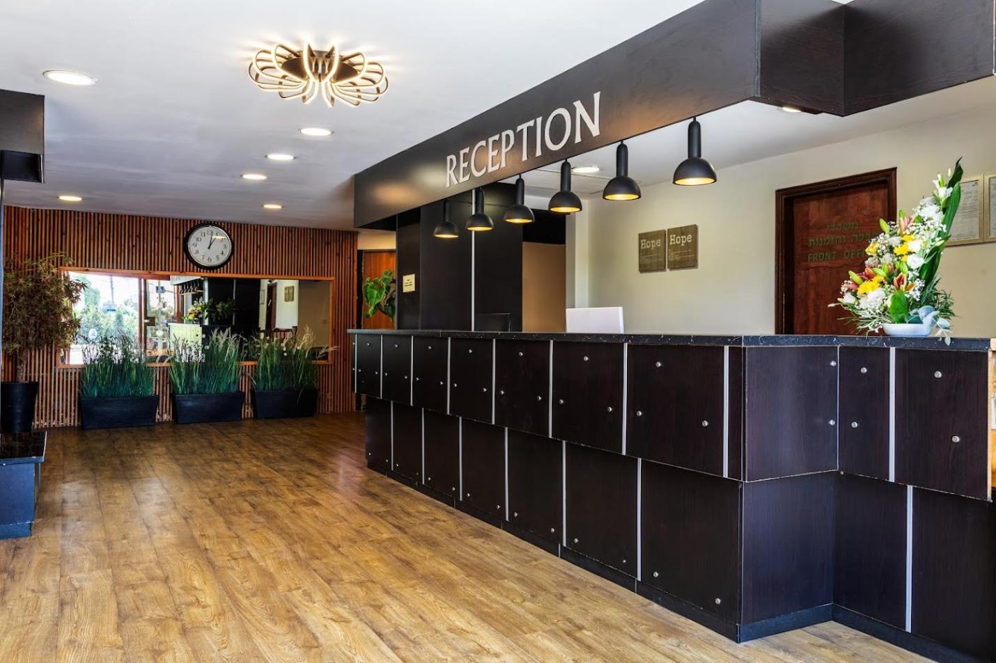Inbar Hotel Арад Экстерьер фото
