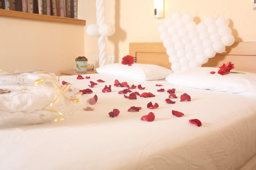 Inbar Hotel Арад Экстерьер фото